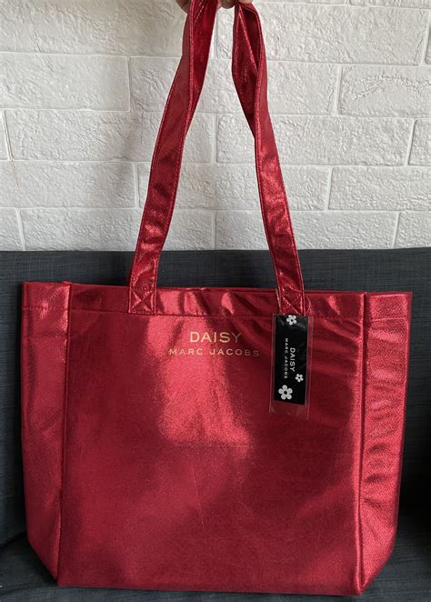 daisy marc jacobs tote bag.